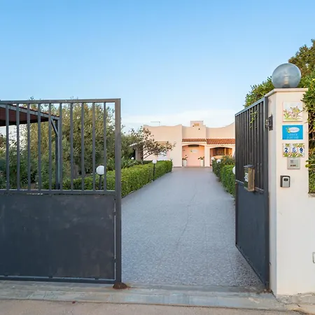Leale Plemmirio Con Piscina Villa